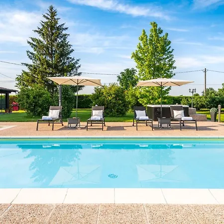 Villa Casa Delle Noci Country House, Pool & *