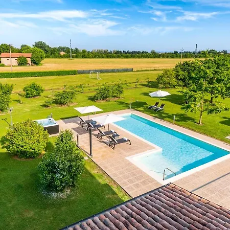 Casa Delle Noci Country House, Pool & Modena
