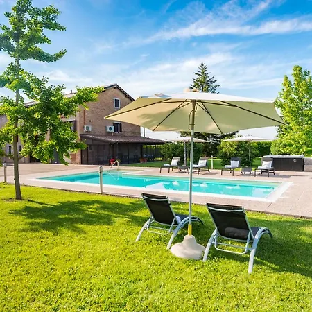 Casa Delle Noci Country House, Pool & * Модена