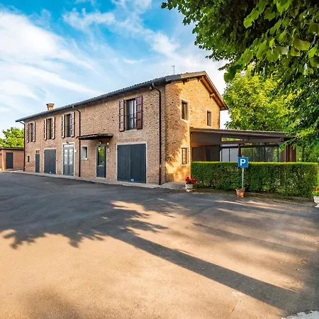 Casa Delle Noci Country House, Pool & *