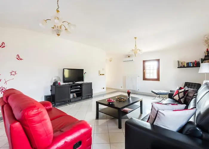 Casa Delle Noci Country House, Pool & Villa Modena