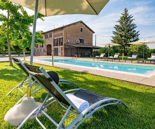 Casa Delle Noci Country House, Pool & *