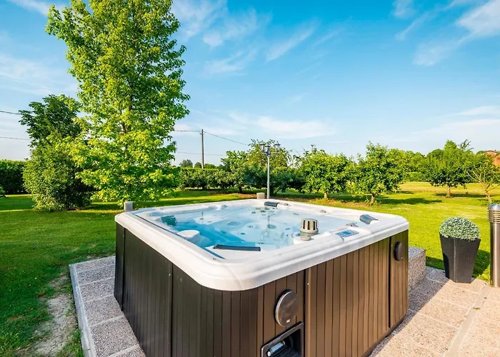 Casa Delle Noci Country House, Pool & *