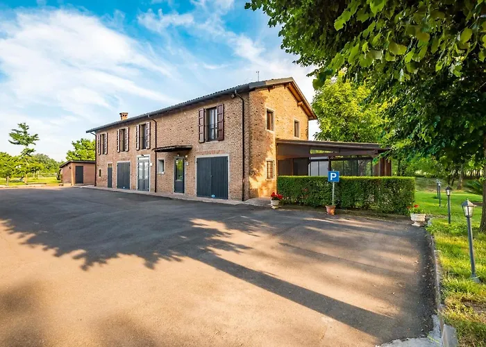 Casa Delle Noci Country House, Pool & *