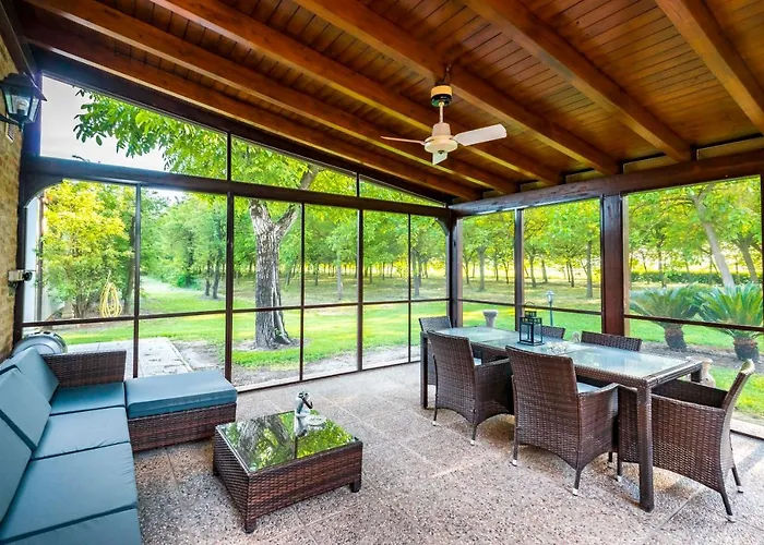 Casa Delle Noci Country House, Pool & Villa Modena