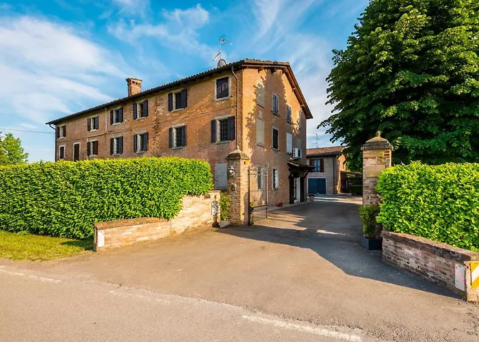 Villa Casa Delle Noci Country House, Pool &